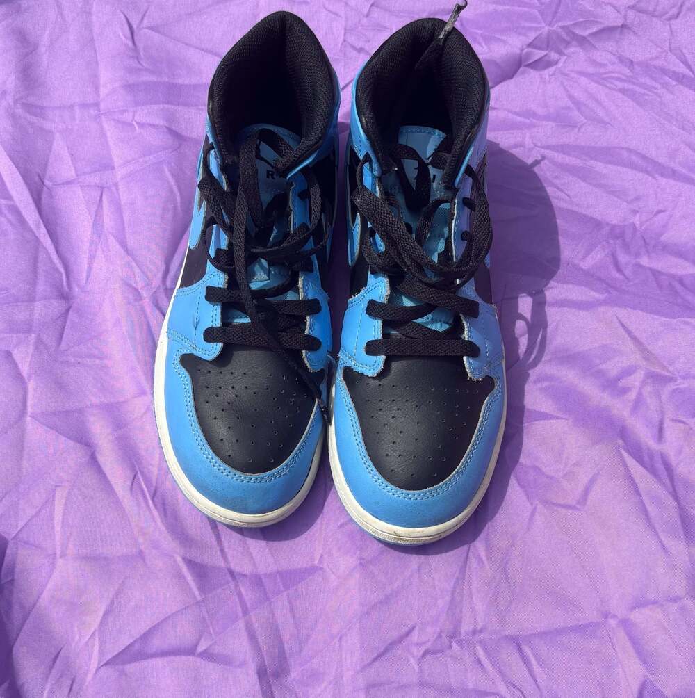 Air Jordan 1 Mid 'University Blue Black' GS Sneakers